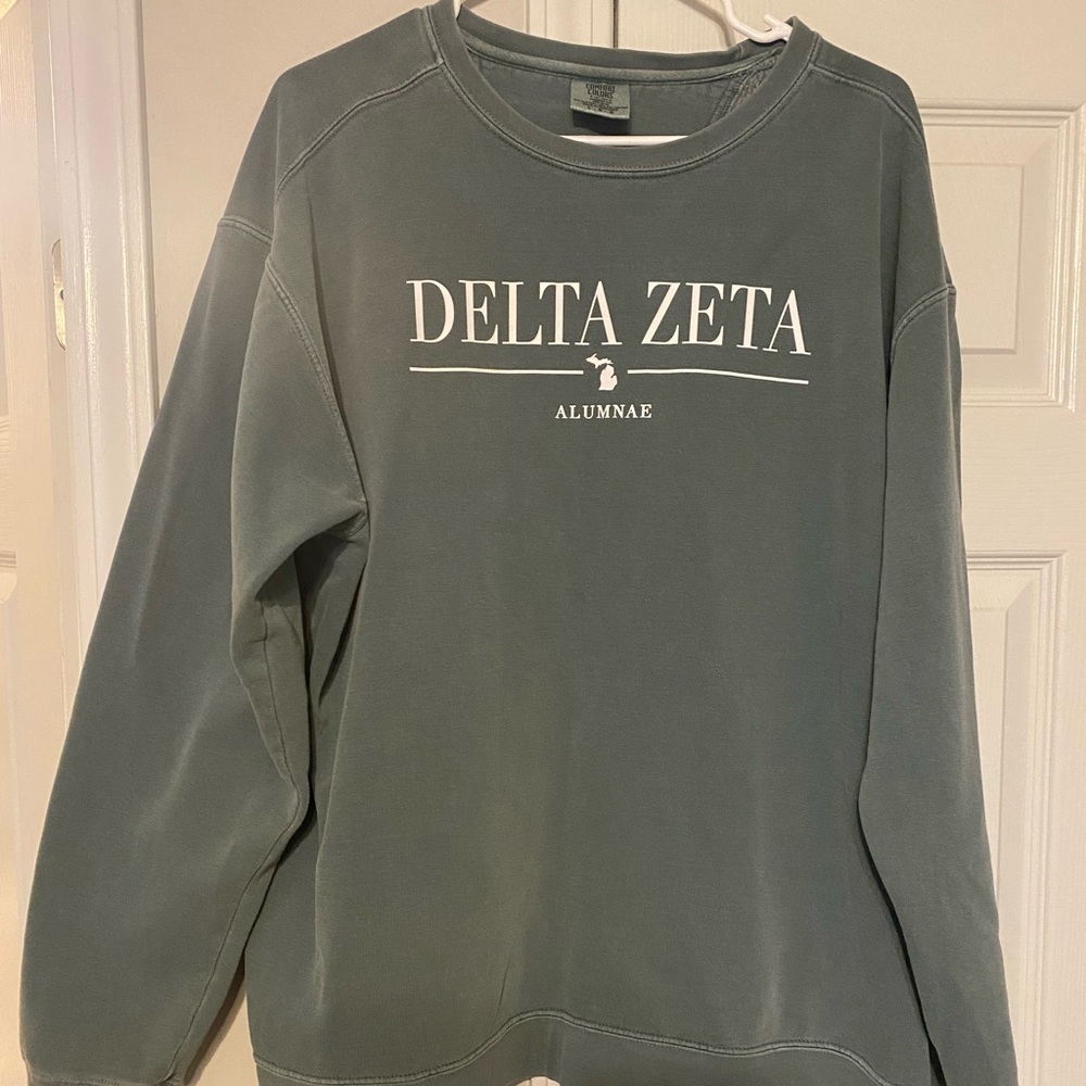 Delta Zeta Comfort Colors Sweatshirt
